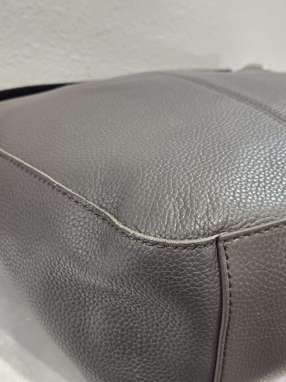 The Sak Lucia Gray Pebbled Leather Satchel with Woven Strap EUC - Picture 9 of 16